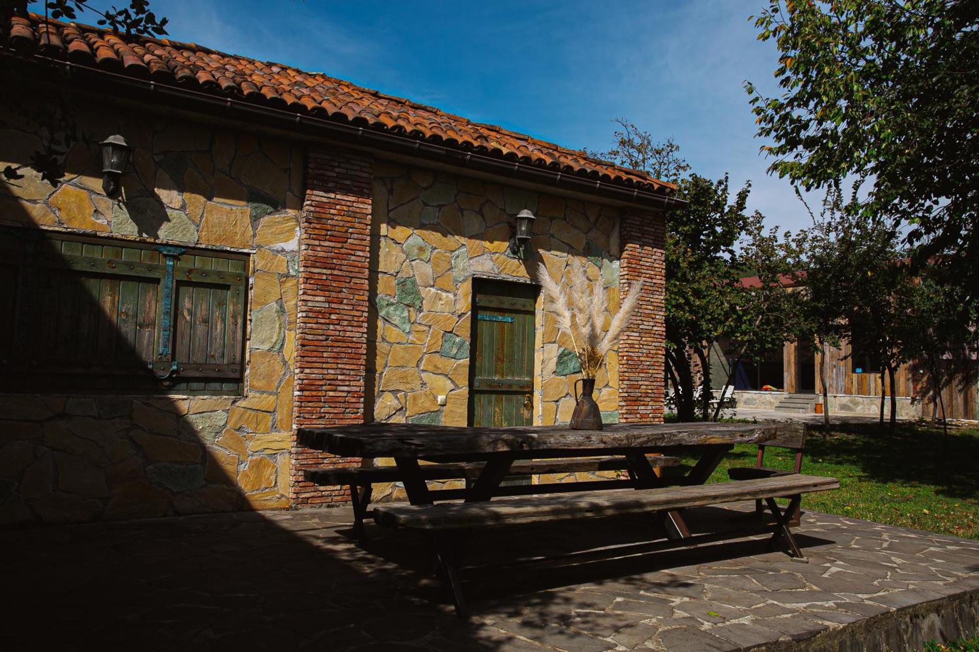 Ethno Sazano Hotel Екстер'єр фото